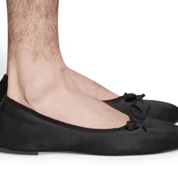 [41] 발렌시아가 레오폴드 발레리나 슈즈 블랙