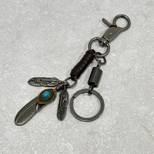Oribell 터키석 깃털 엔틱 브론즈 소가죽 키링 열쇠고리 브라운