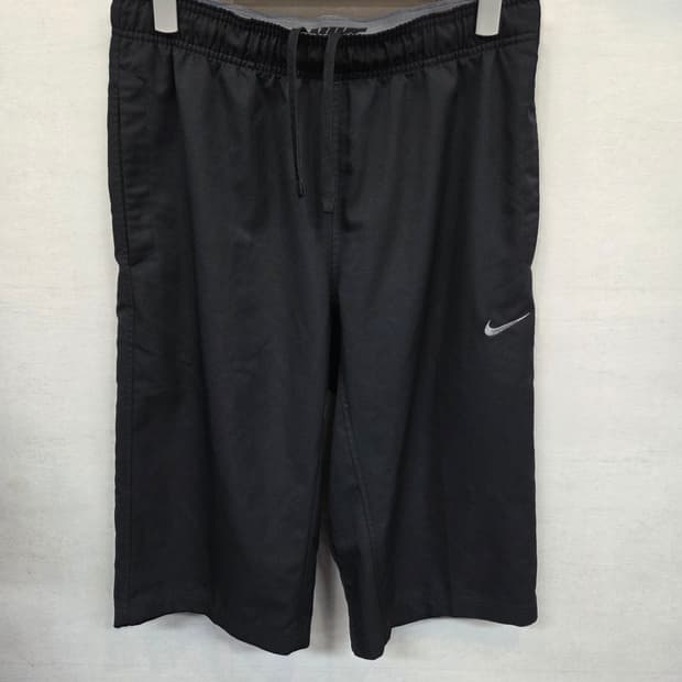 나이키 올드스쿨 6부7부 우븐 반바지 m