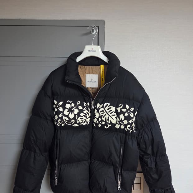 몽클레어 팜앤젤스 페딩 블랙