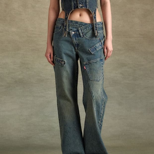 ADSB 앤더슨벨 X 리바이스 우먼 오버레이 진 틴티드 인디고