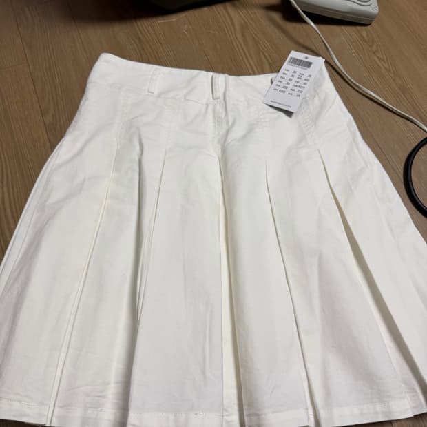 브랜디멜빌 흰색 스커트