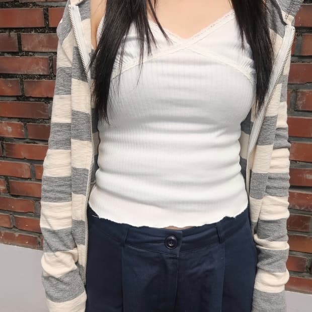 아워캐비넷 like lace sleevelss white