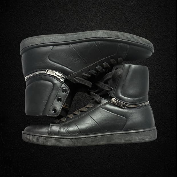 Sold) Saint laurent high top