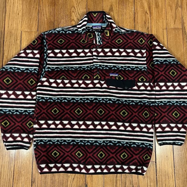 12FW 파타고니아 신칠라 스냅-T 플리스 버건디 멀티 패턴