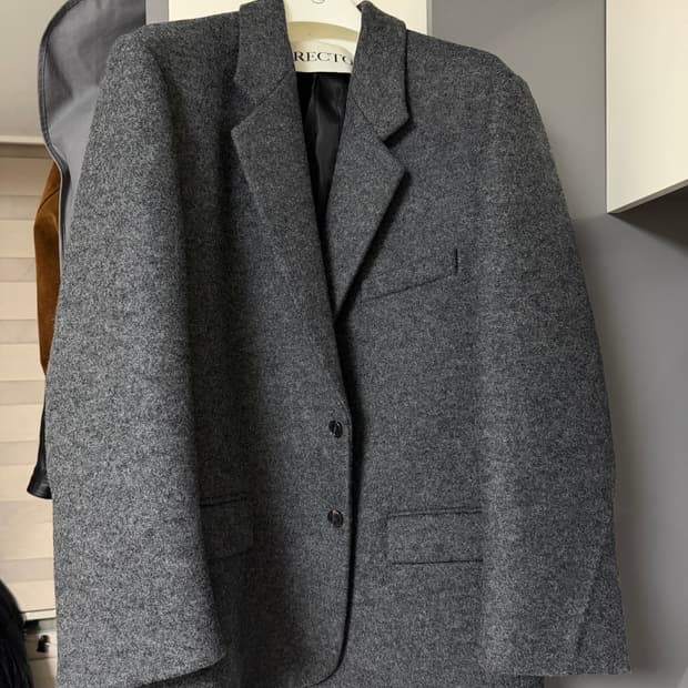 렉토 버진 울 자켓 엠 사이즈