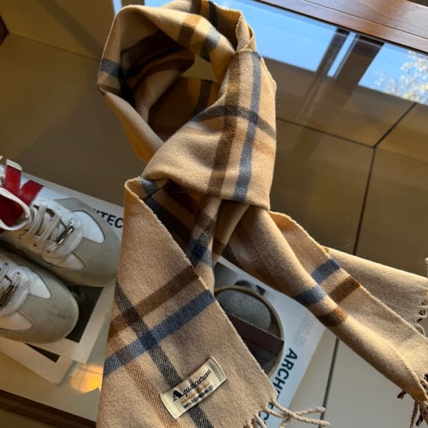 아쿠아스큐텀 캐시미어 머플러