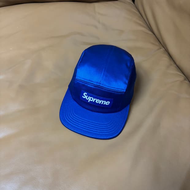 Supreme 슈프림 캠프캡 모자 (Satin Navy Blue)