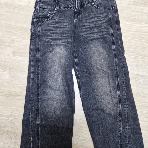 IDWS 아이돈워너셀 레이어 커브 데님 0사이즈 판매합니다