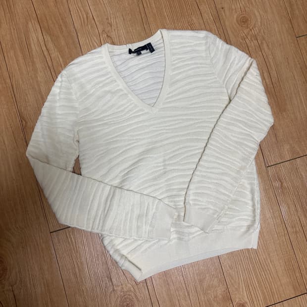 Theory 띠어리 브이넥 풀오버