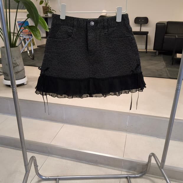 레오파드 프릴 미니스커트