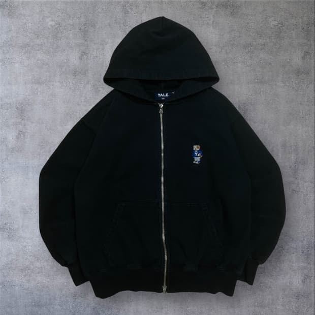 예일 스몰 로고 블랙 미니멀 후드 집업