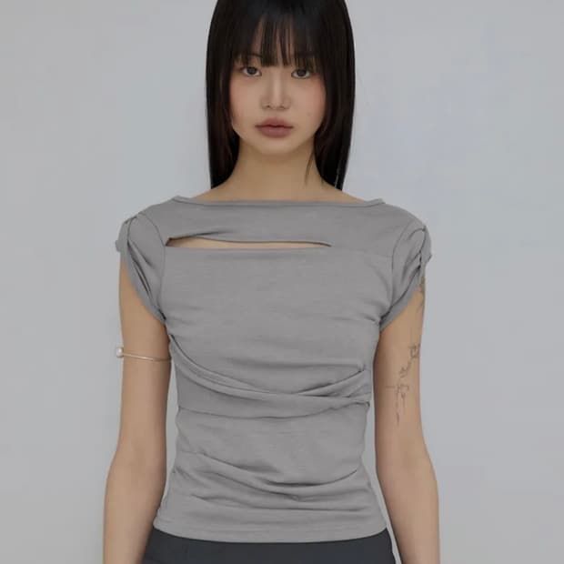 Asymmetrical Draped Roll-Up T-Shirt (FL-