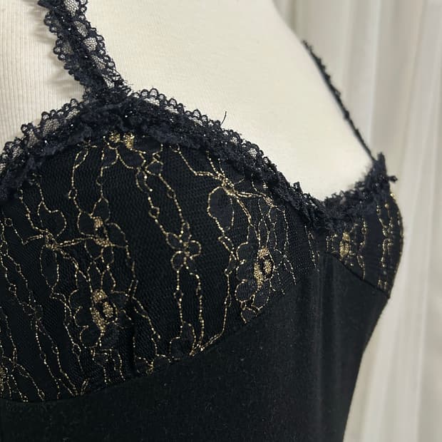 리즈리사 금장 레이스슬리브리스 나시 오네갸루 