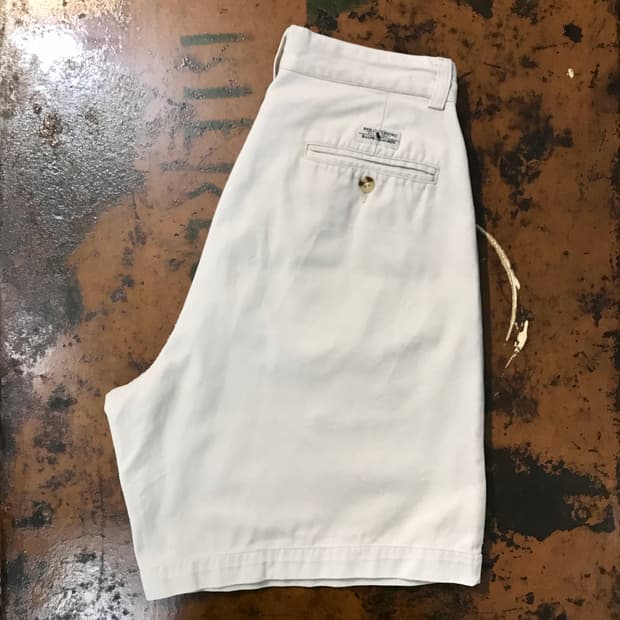 폴로랄프로렌 베이지 투턱 핀턱 치노 숏 팬츠 허리 28 사이즈 