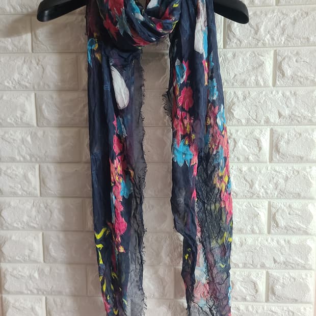 ZADIG&VOLTAIRE 꽃무늬 모달 스카프