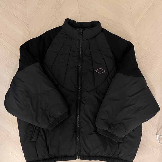 미스치프 롬버스 팀다운 패딩