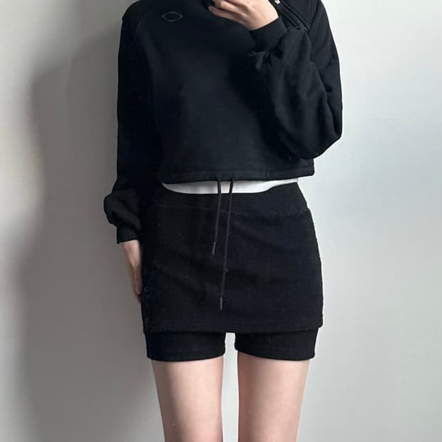 미스치프 사이드집 블랙 크롭 후드티