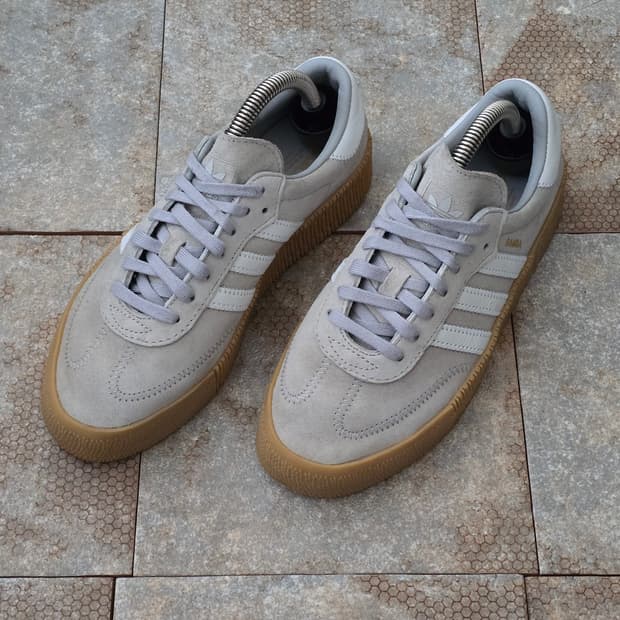 (225)아디다스 삼바로즈 라이트 그레이