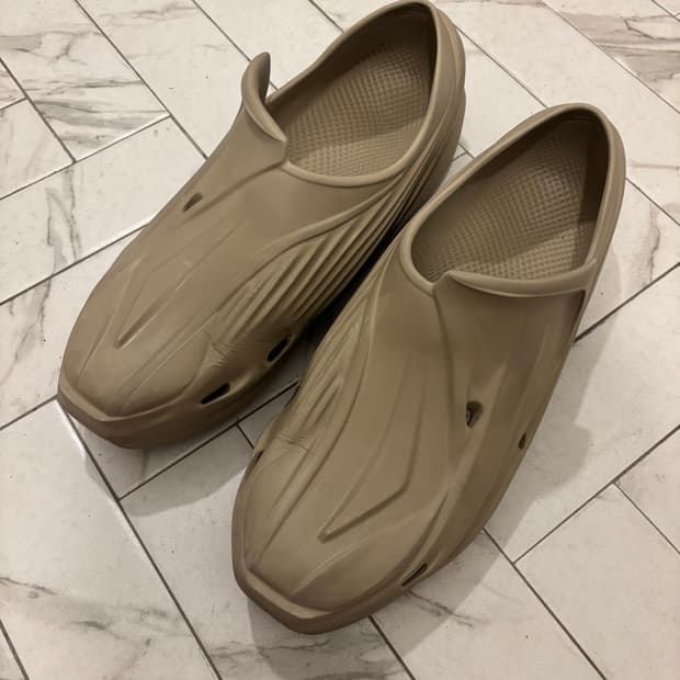 알릭스 모노 슬립온 / 뮬 44