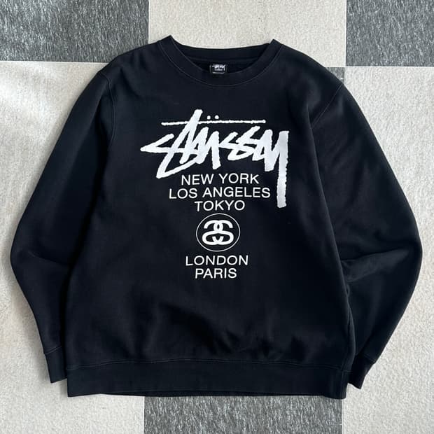 스투시 블랙 월드투어 맨투맨