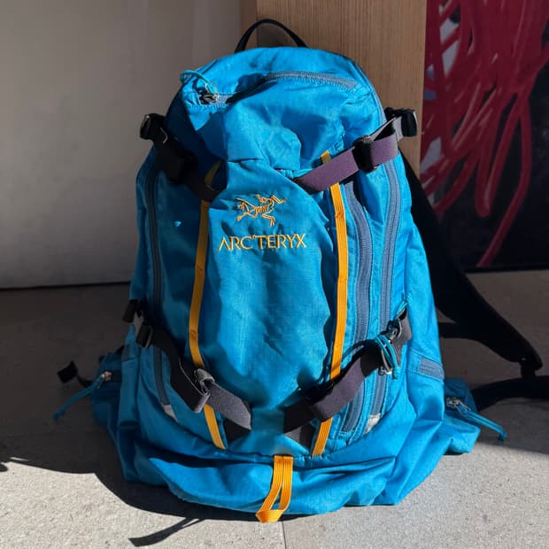 아크테릭스 칠코틴 백팩 20리터