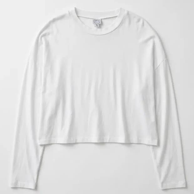 NYLORA 화이트 크롭 긴팔 티셔츠 M/L