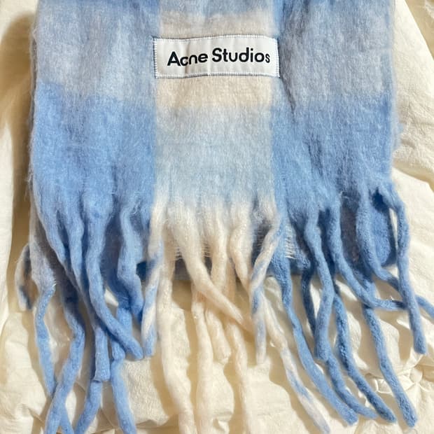 아크네 스튜디오 머플러