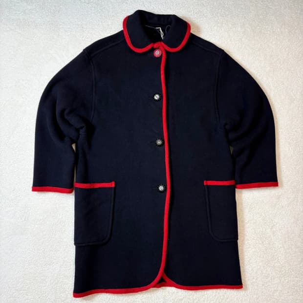 버버리 90's 레드 라이닝 우드버튼 코트 PN6072   