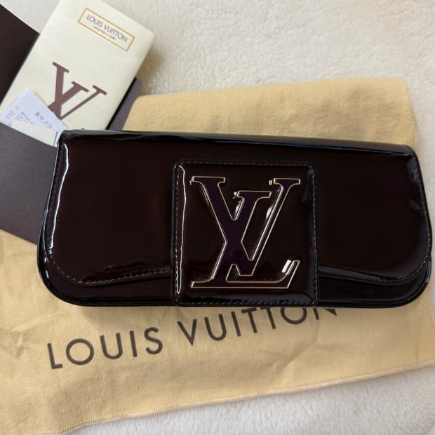 (미사용) 루이비통 모노그램 베르니 소베 클러치