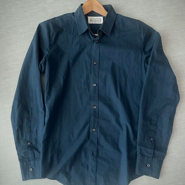 메종 마르지엘라 셔츠 네이비