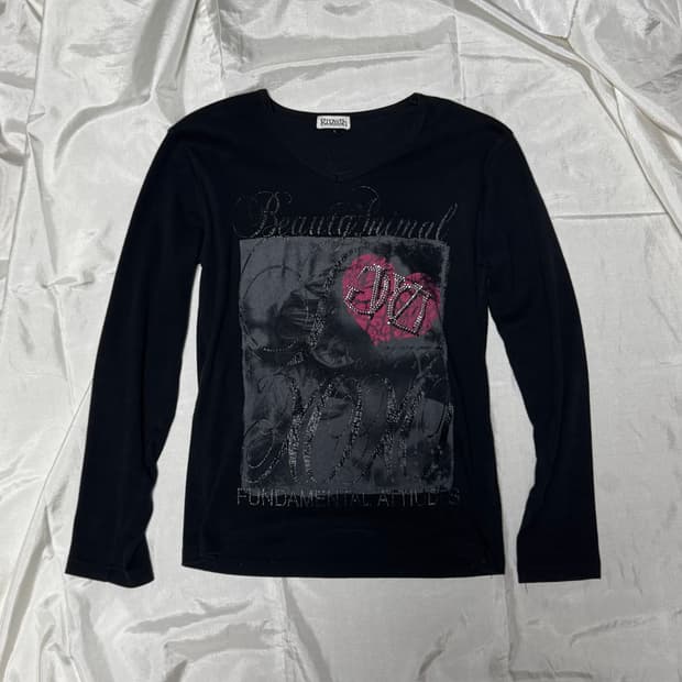 in the attic" Y2K Print Black Sleeve