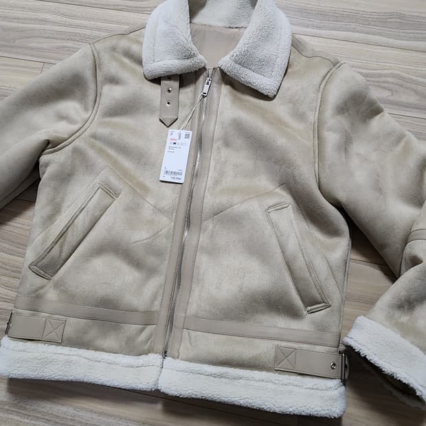 스파오무스탕자켓점퍼L사이즈베이지