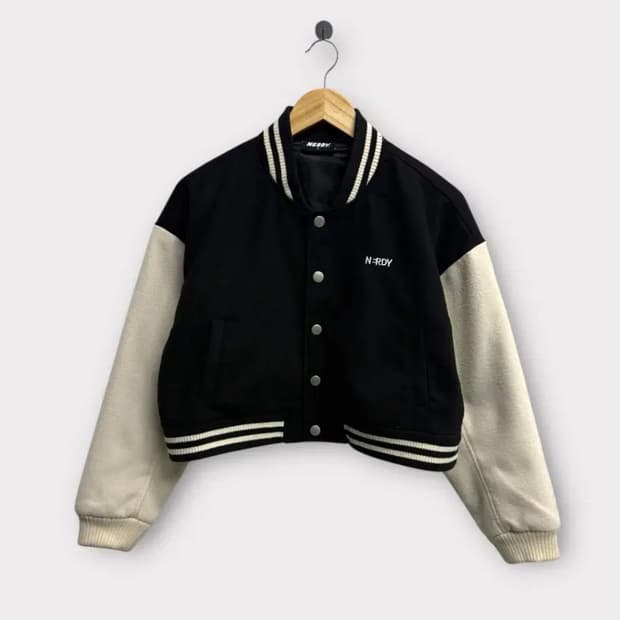 널디 크롭 바시티 점퍼 블랙 S