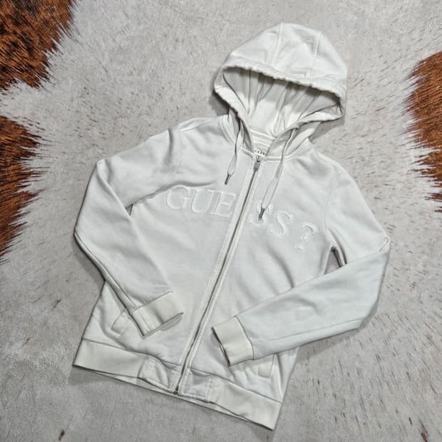 게스 화이트 패치로고 후드집업