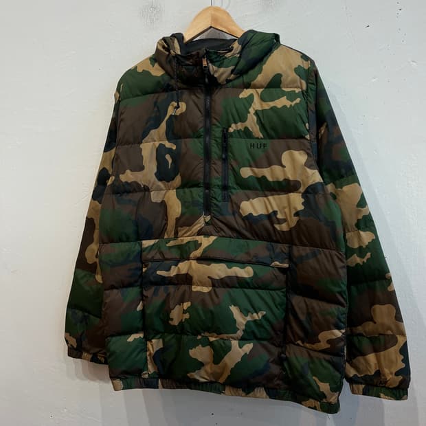 HUF 허프 카모플라쥬 아노락 패딩 L