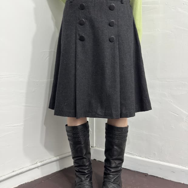 glacier button pleats midi skirt