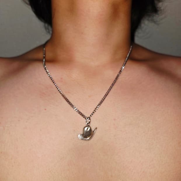 모자 펜던트 목걸이