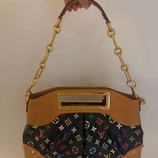 루이비통 무라카미 쥬디