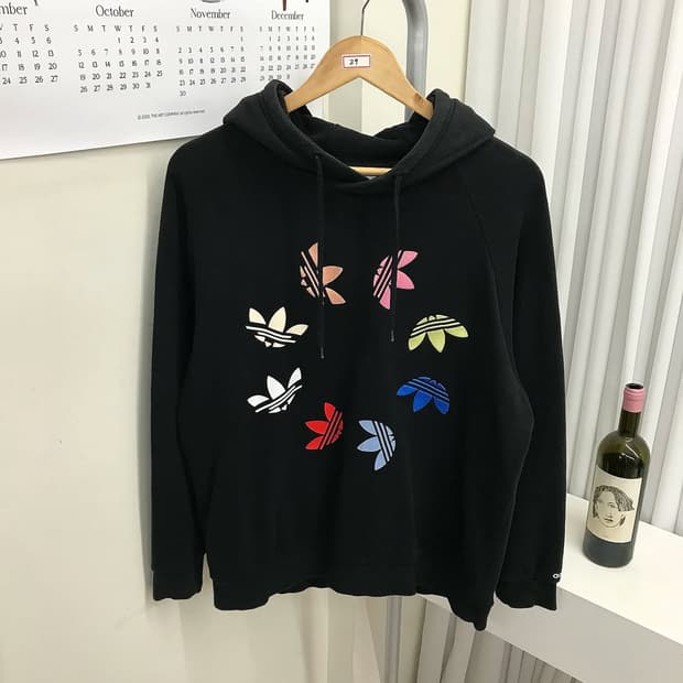 아디다스 트레포일 후드티