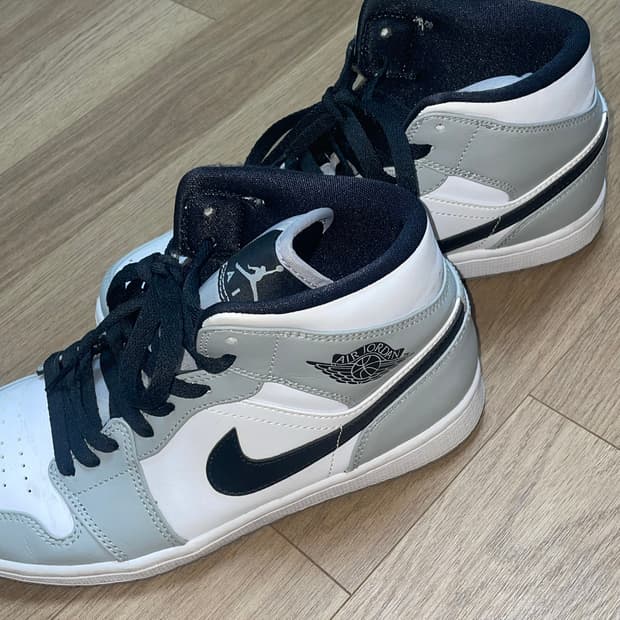 [260] 나이키 에어조던 1 미드 라이트 스모크 그레이