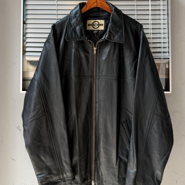 Vintage 00s CocaCola real leather jacket