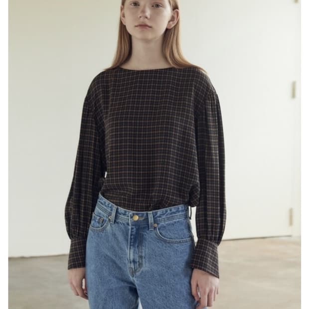 닐바이피 블라우스