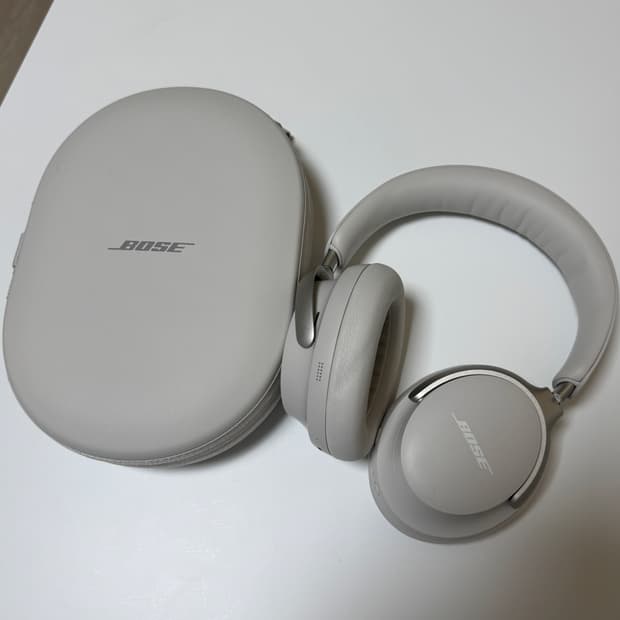 보스 QC 울트라 헤드폰 화이트스모크