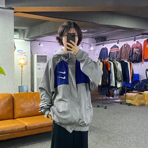 나이키 더블스우시 그레이 배색 바람막이 B5669