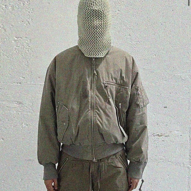 그레일즈 멀티지퍼 봄버