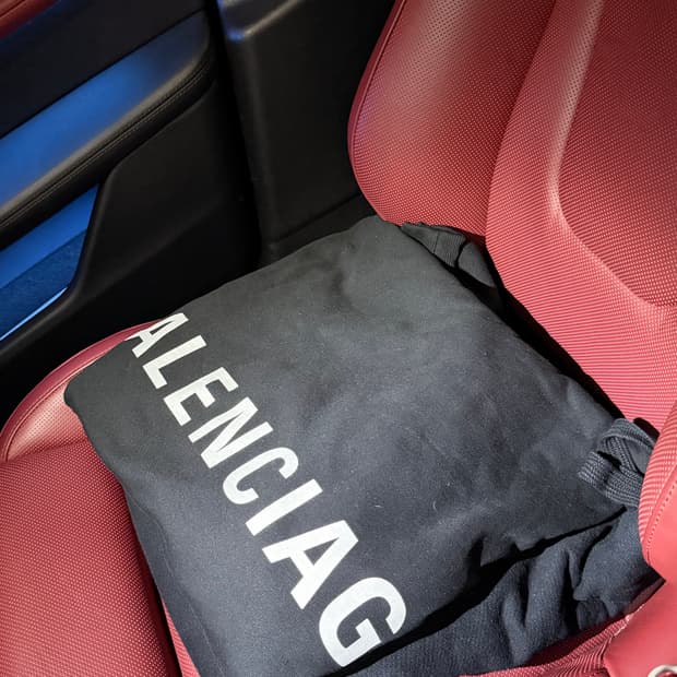 발렌시아가 로고 후드 M