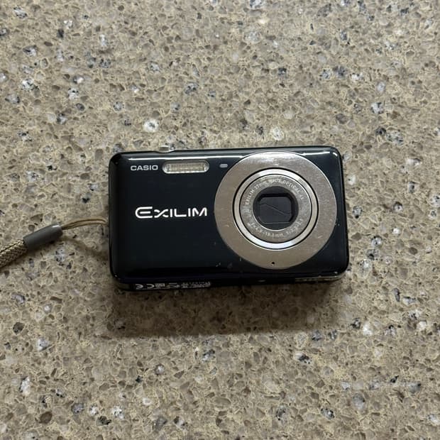 카시오 엑슬림 ex-z800 (한국어 지원 모델)