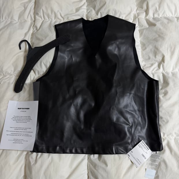 (2) 소프트하이픈 포우 레더 베스트 블랙