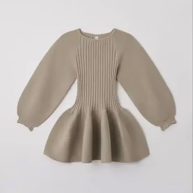 CFCL 포터리 퍼프 슬리브 플레어 탑